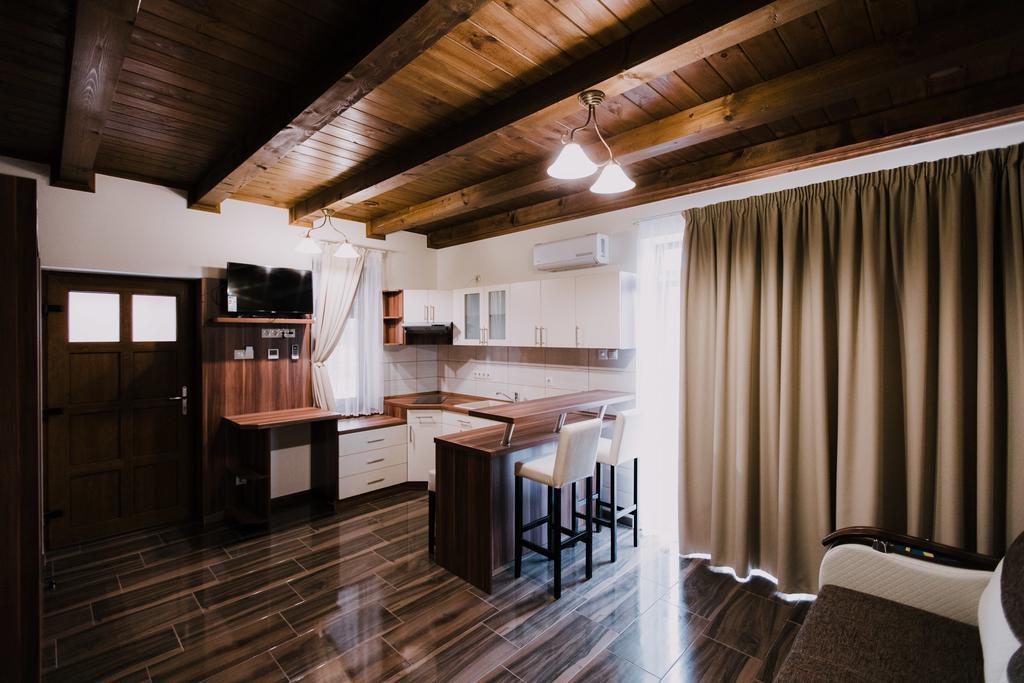 Németh Apartmanházak Morahalom Ngoại thất bức ảnh